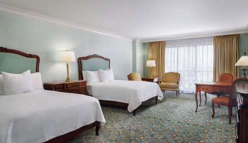 Premier-Zimmer, 2 Queen-Betten