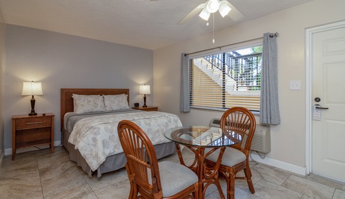 Zimmer, 1 Queen-Bett, Kochnische