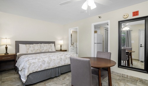 Zimmer, 1 King-Bett, Kochnische