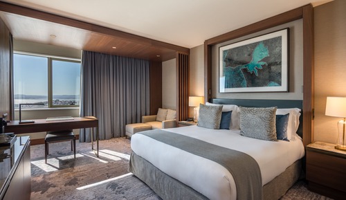 Classic-Zimmer, 1 Queen-Bett, Flussblick