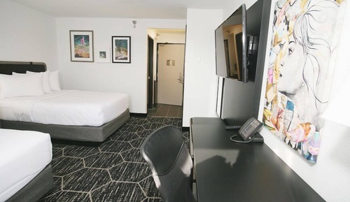 Zimmer, 2 Queen-Betten, Nichtraucher