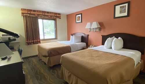 Zimmer, 2 Doppelbetten, Nichtraucher