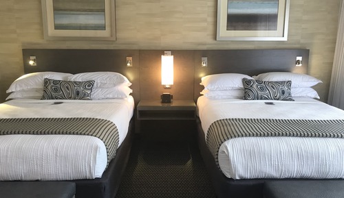 Zimmer, 2 Queen-Betten, Hafenblick