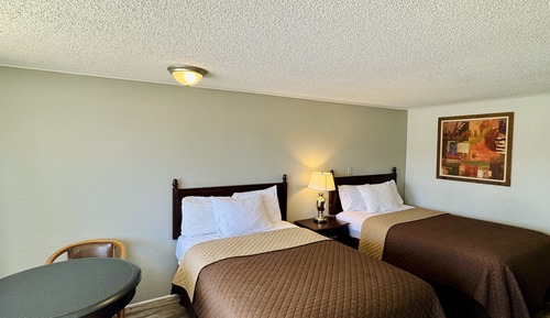 Zimmer, 2 Doppelbetten