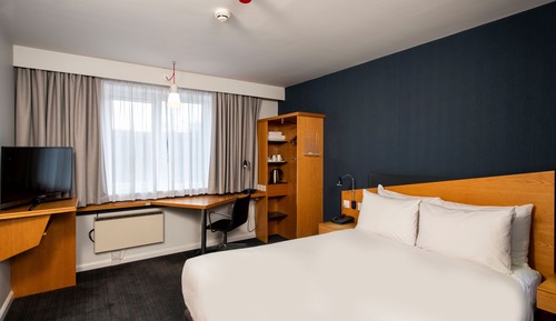 Standardzimmer, 1 Doppelbett (with Free Hot Breakfast)
