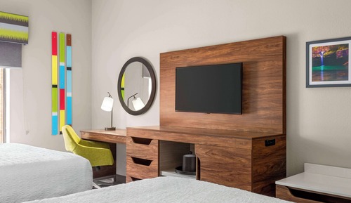 Zimmer, 2 Queen-Betten, Kühlschrank