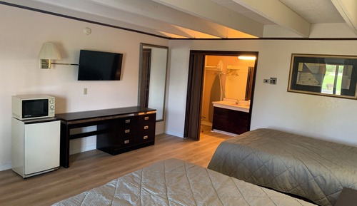 Zimmer, 2 Queen-Betten, Nichtraucher