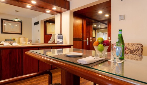 Premium-Suite (Level)