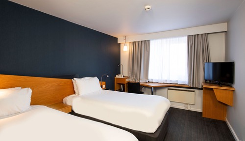 Standardzimmer, 2 Einzelbetten (with Free Hot Breakfast)