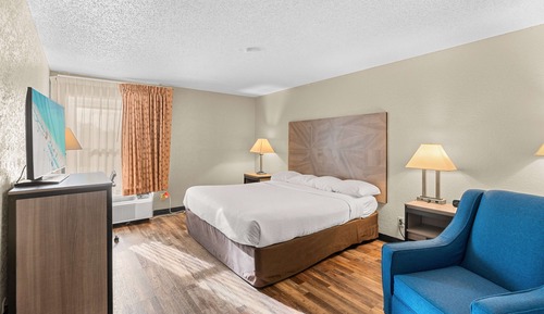 Zimmer, 1 King-Bett, barrierearm, Nichtraucher (Bathtub w/ Grab Bars)