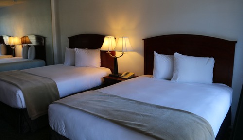 2 Queen Beds Non Smoking (No Pets Allowed)