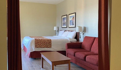 Upgraded, Suite, Mehrere Betten, Nichtraucher