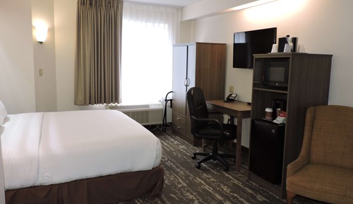 Standardzimmer, 1 King-Bett, Nichtraucher, Kühlschrank und Mikrowelle