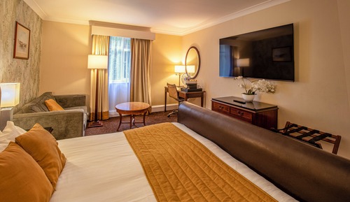 Standard-Doppel- oder -Zweibettzimmer