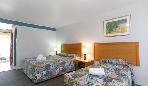 Standard-Zweibettzimmer, Mehrere Betten