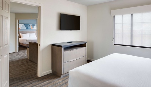 Suite, 1 Queen-Bett und Schlafsofa, barrierefrei, Badewanne