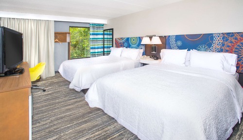 Zimmer, 2 Queen-Betten