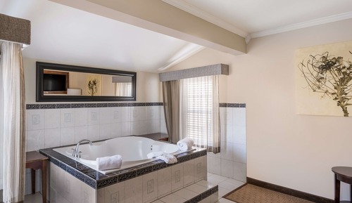 Suite, 1 King-Bett, Nichtraucher, Whirlpool (Spa Tub)