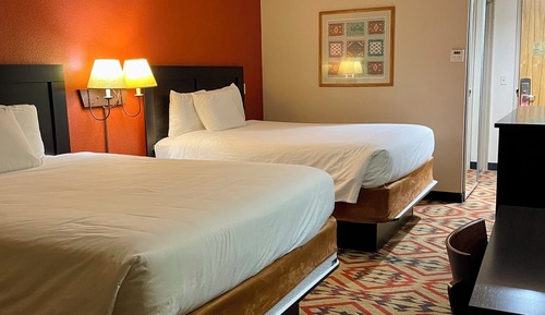 Doppelzimmer, 2 Queen-Betten