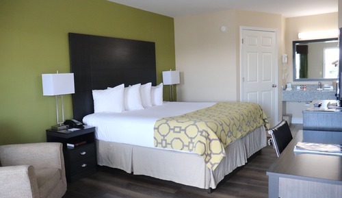 Zimmer, 1 King-Bett, barrierefrei, Nichtraucher (First Floor)