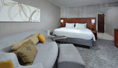 Zimmer, 1 King-Bett und Schlafsofa