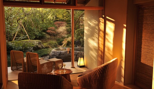 Traditional-Zimmer (Japanese, Open-air Big Stone Bath)
