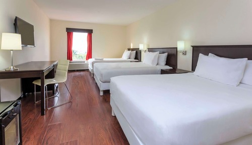 Standard-Dreibettzimmer (Extra Bed 6 adults)