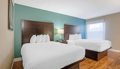 Standardzimmer, 2 Queen-Betten, Nichtraucher, Kühlschrank und Mikrowelle (Pet Friendly)