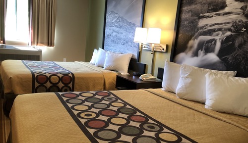 Standardzimmer, 2 Queen-Betten