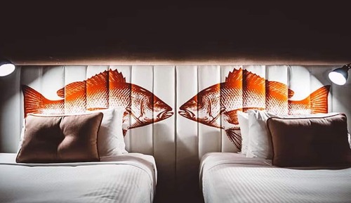 Luxury-Zimmer, Blick auf den Jachthafen