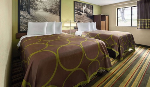 Traditional-Zimmer, 2 Queen-Betten