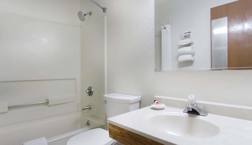 Zimmer, 1 Doppelbett, barrierefrei, Nichtraucher