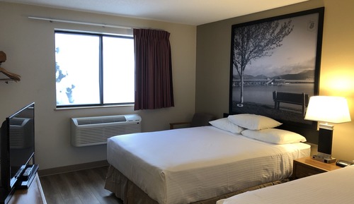 Zimmer, 2 Queen-Betten, Nichtraucher (Pet Friendly)