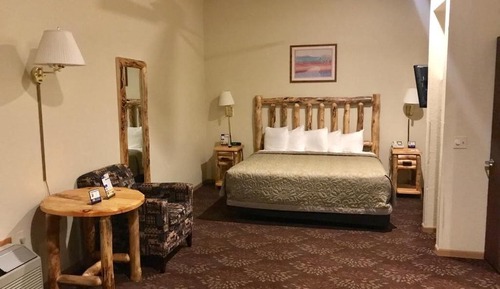 Zimmer, 1 King-Bett, barrierefrei, Nichtraucher (Courtside)