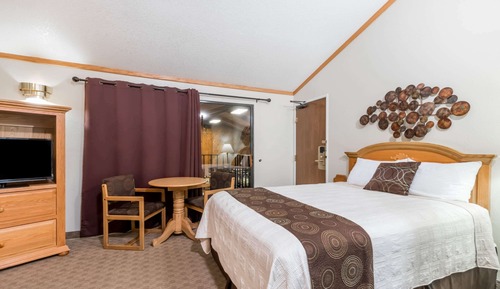 Zimmer, 1 Queen-Bett, Nichtraucher (Upper Creek Side)