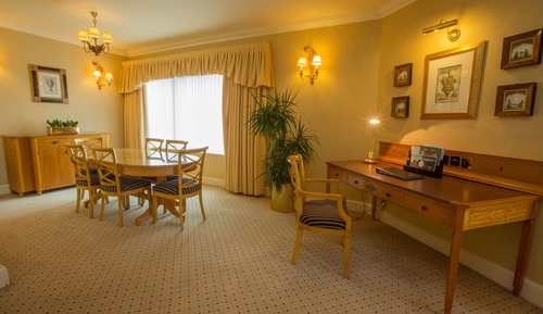 Deluxe-Suite, 1 King-Bett