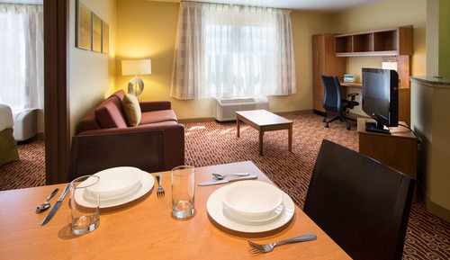 Suite, 1 Queen-Bett und Schlafsofa (One Bedroom)