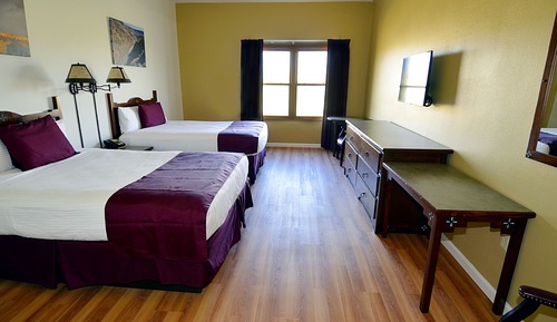 Classic-Zimmer, 2 Queen-Betten, Bergseite