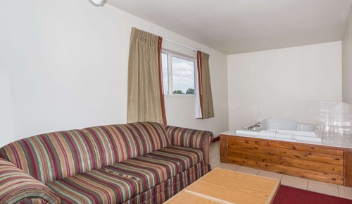 Suite, 1 King-Bett