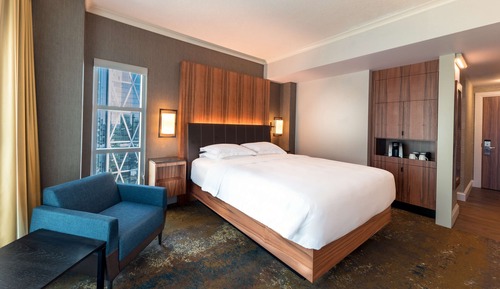 Zimmer, 1 King-Bett, Eckzimmer
