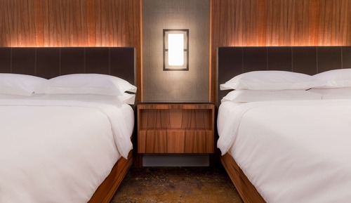 Zimmer, 2 Queen-Betten (High Floor)