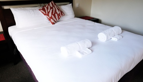 Superior-Studio, Kochnische, zum Garten hin