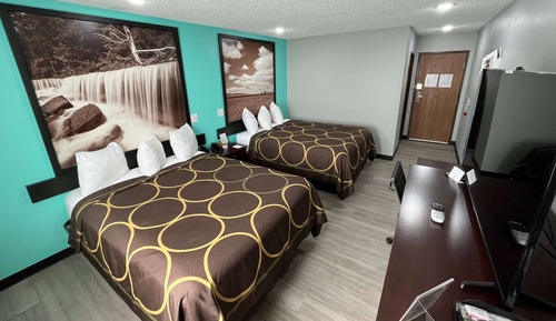 Standardzimmer, 2 Queen-Betten (First Floor)