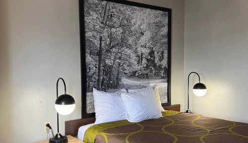 Zimmer, 1 Queen-Bett, Haltegriffe in der Badewanne, Nichtraucher (Accessible)