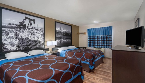 Standardzimmer, 2 Queen-Betten (First floor room, no stairs)