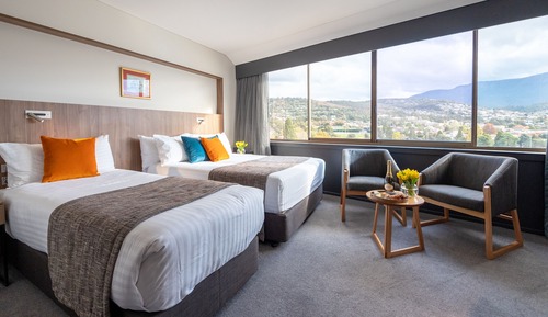 Deluxe-Zweibettzimmer, Mehrere Betten, Bergblick