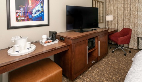 Zimmer, 2 Doppelbetten, Nichtraucher