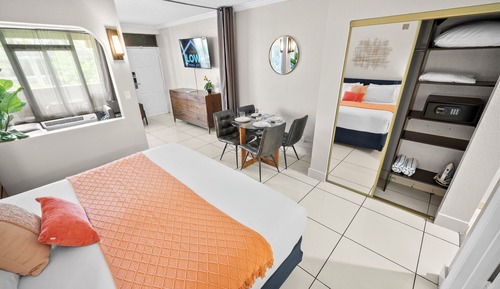 Deluxe-Suite, 1 King-Bett und Schlafsofa (Royal Palm)