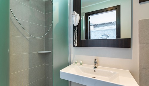 Economy-Dreibettzimmer, Nichtraucher