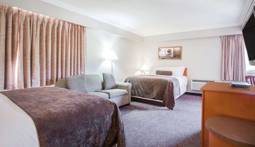 Efficiency, Standardzimmer, 2 Queen-Betten